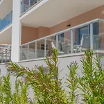 Premium - Rua Agosto Azul *